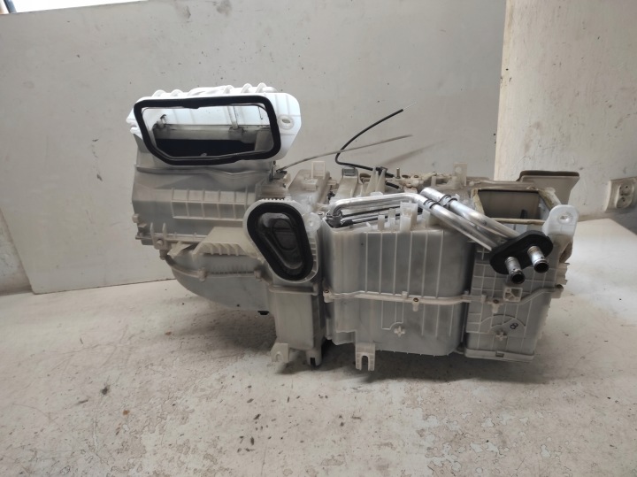 фото №6, Toyota yaris i 1 99- 1.0 обігрівач