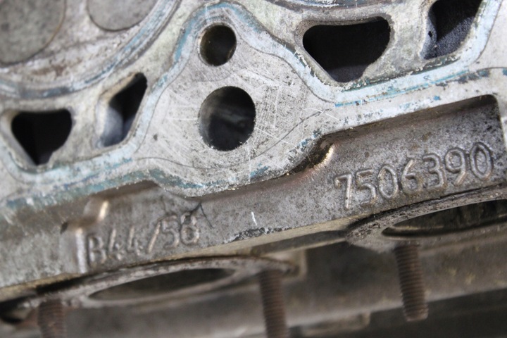 фото №8, Головка ліва вали bmw e60 e63 e65 545i 745i 4.4b n62 7506390