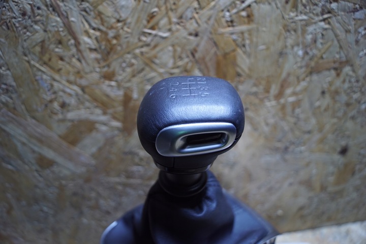 фото №4, Citroen c4 cactus рестайлинг домкрат изменения коробки передач