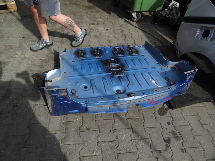 фото №2, Dacia lodgy stepway 2020 adblue pas задній з підлога стіна задня 7-осіб