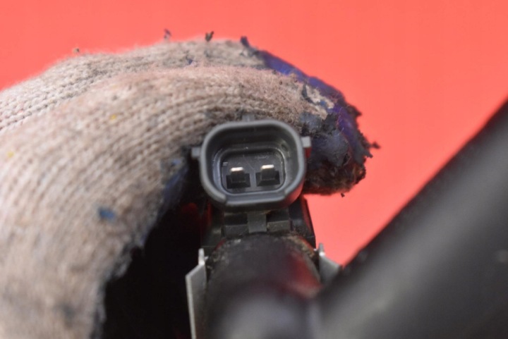 фото №6, Топливная рейка форсунки 9816955780 peugeot 208 1 i 1.2 puretech 82km 15-19