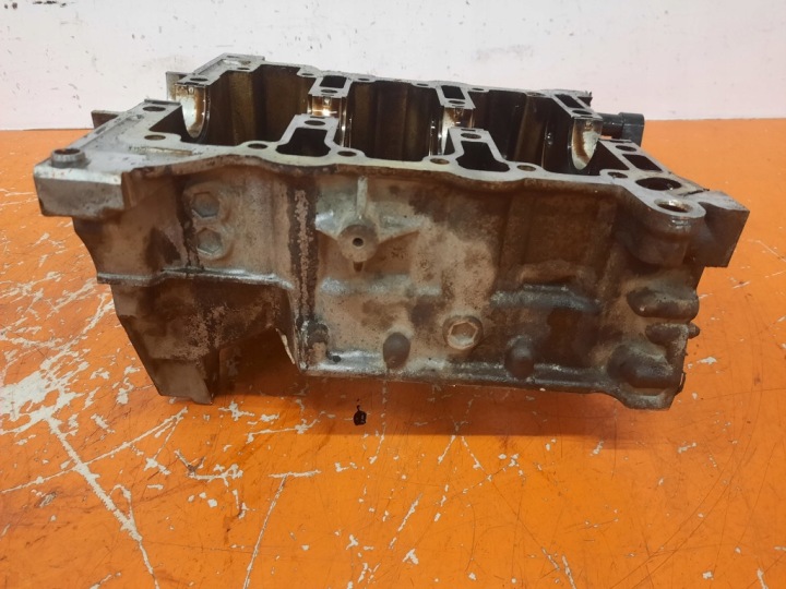 фото №6, Volkswagen fox 1.2mt 55km 05-09 блок двигателя 03d103166h bmd