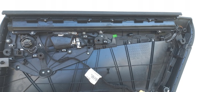 фото №14, Боковина обивка дверь левый зад audi a6 c7 ролета