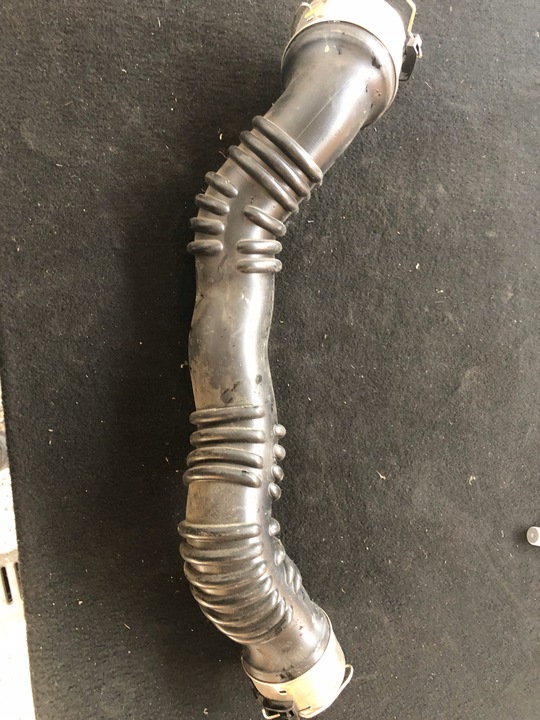 фото №1, Tucson 4 iv труба шланг шланг интеркулер 1.6 t-gdi 28260-2m400 оригинал