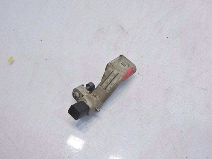 фото №7, Датчик положение вала vw golf v 1.9 tdi 045906433a