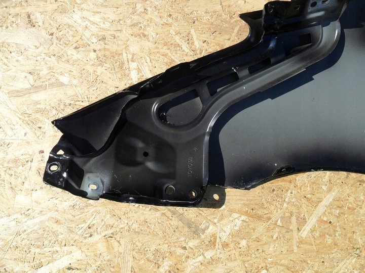 фото №10, Toyota prius 2004- крыло правый