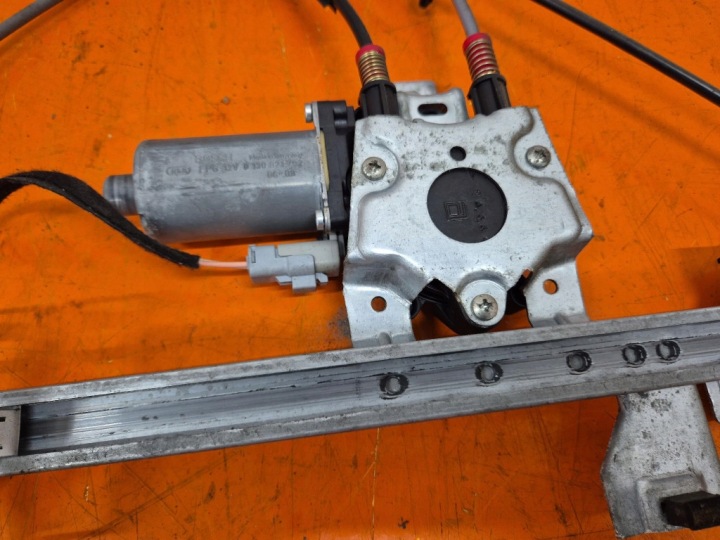 фото №4, Citroen berlingo i 02-12 склопідйомник  перед праве dv6ated4 9hx