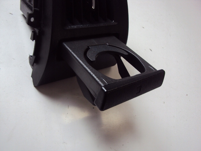 фото №7, Решітка повітропровід права cup тримач toyota prius plus