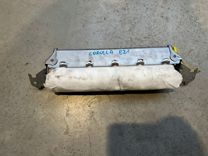 фото №10, Панель консоль подушка безопасности toyota corolla e21