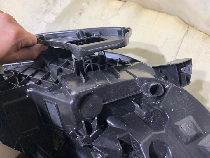 фото №6, Tesla модель y 3 рестайлинг лампа левая перед 1077375-00-c