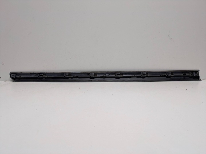 фото №13, Молдинг двері передніх перед сторона права volkswagen passat b8 3g0854940l