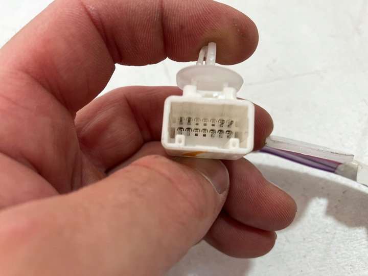 фото №9, Auris ii установка двері праві перед klg 9pin