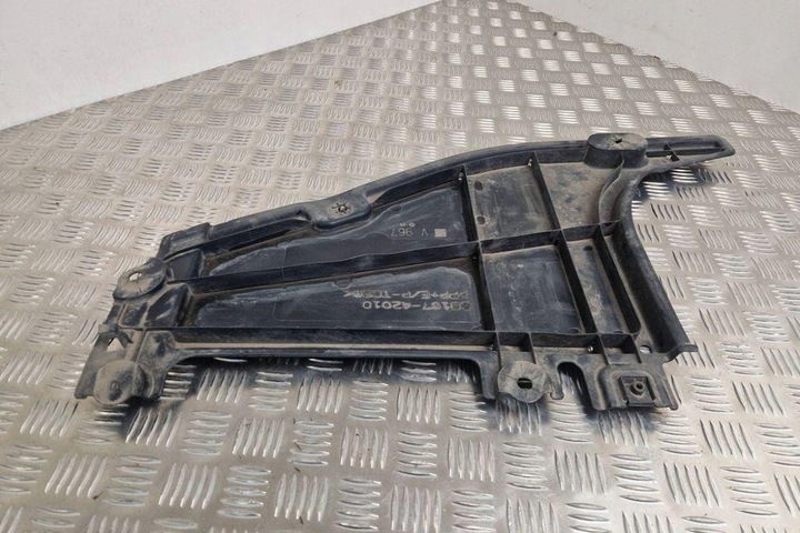 фото №9, Задняя средняя защита шасси toyota 5816742010 2.5l 2022