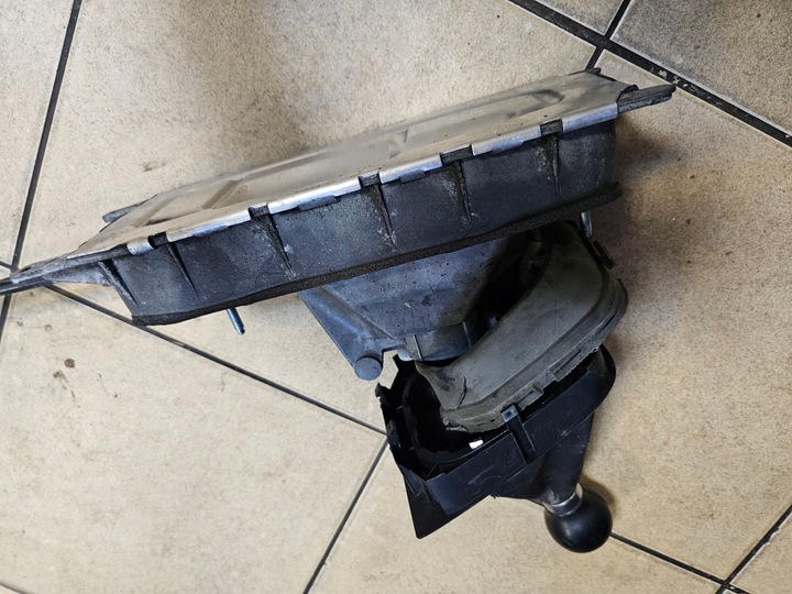 фото №8, Домкрат тросы изменения коробки передач выборщик vw jetta vi 1k0711049bs