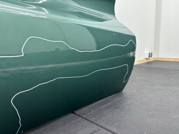фото №7, Aston martin dbx дверь правые задние зад