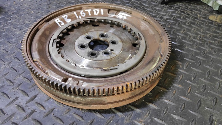 фото №5, Колесо двухмассовый маховик сцепление 1.6 tdi passat b8 415054509