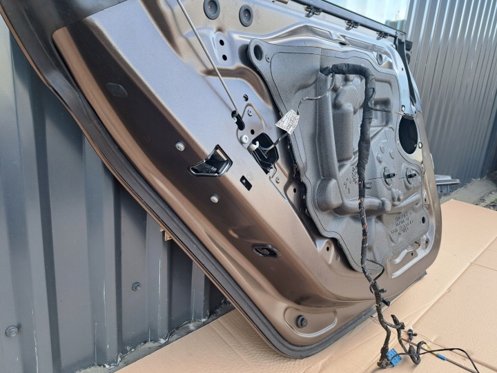 фото №14, Левая дверь зад bmw 6 f06 lak. x11 доводчик keyless
