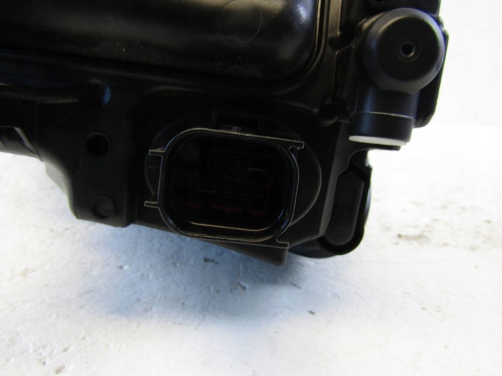 фото №12, Audi a4 b9 рестайлінг фара ліва перед повний led 19r-- 8w0941011