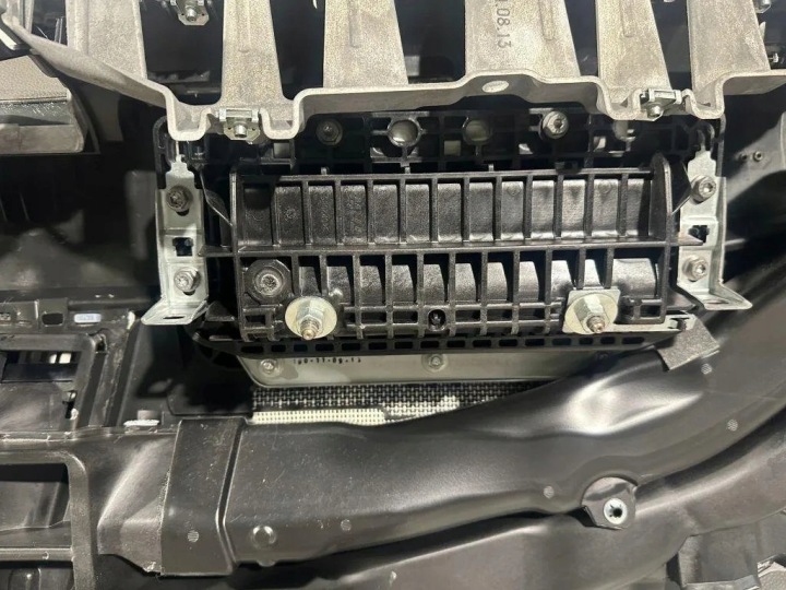 фото №10, Торпедо роздавальна, капот porsche panamera 970 97080307107 3.0l 2014