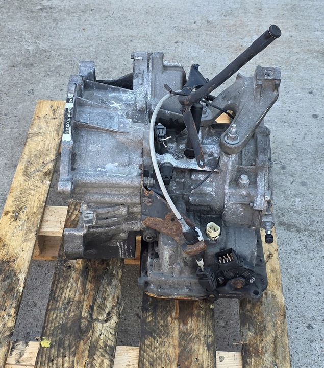 фото №1, Коробка передач коробки передач ford focus 2 ii c-max 2.0 5m5p-7000-ab