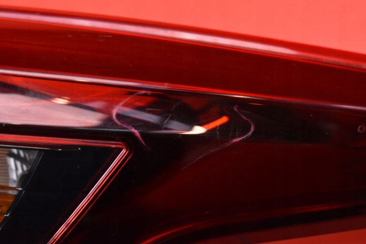 фото №9, Лампа права зад задня 220-18727 nissan micra 5 v k14 5d hb 17-21