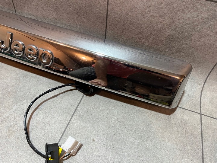 фото №15, Jeep commander xk накладка крышка зад оригинал