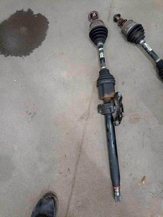 фото №1, Opel zafira c 2.0cdti піввісь права автомат