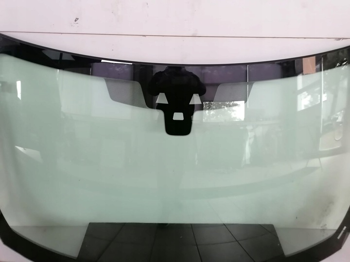 фото №1, Стекло лобовое range rover sport датчик камеры hud оригинал