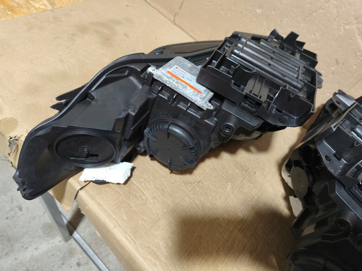 фото №12, Лампа land rover discovery v 5 sport l550 ксенон комплектная левая fk7213w03