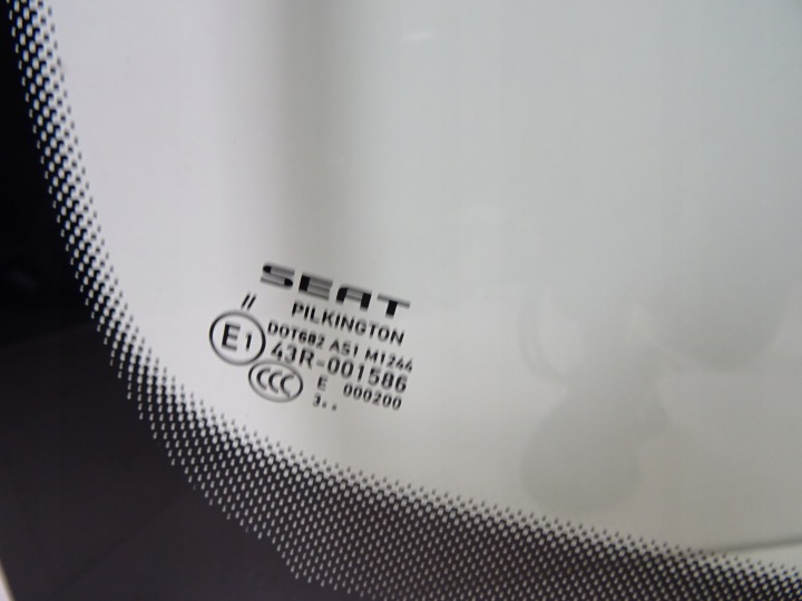 фото №7, Seat leon iii універсал 1.6 tdi скло лобове передня рік na скло 2013
