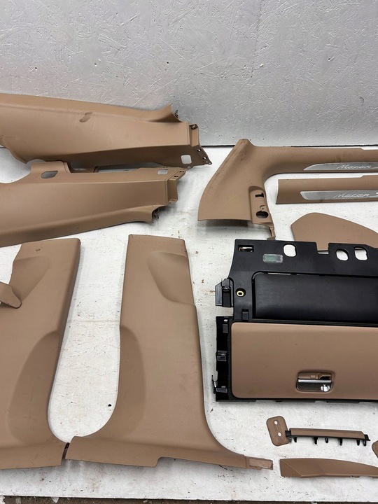 фото №16, Porsche macan ii рестайлинг 2023 mojave бежевый сиденья диван обшивки комплект