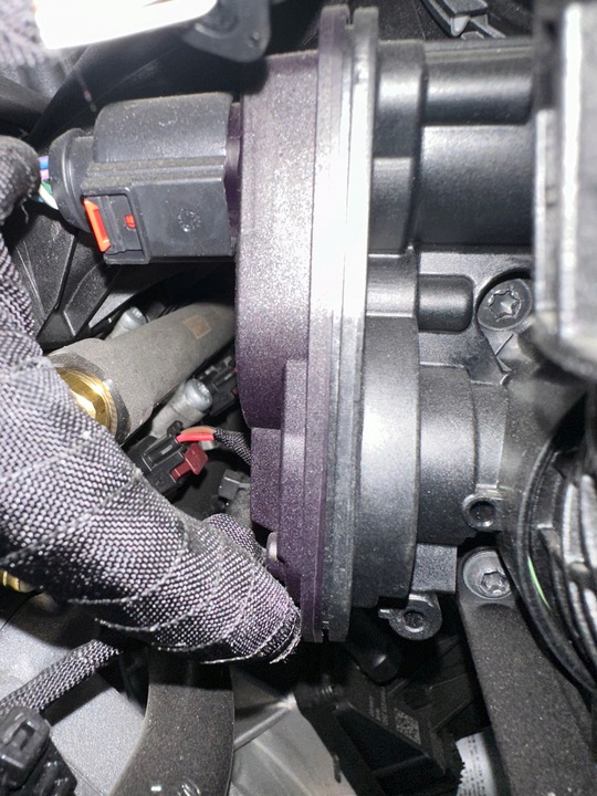 фото №15, Труба повітропровід повітря 05e145673ad audi vw seat skoda 1.5 tfsi tsi