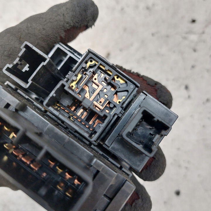 фото №9, Subaru legacy iv 4 перемикач панель дзеркал