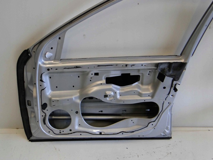 фото №8, Mercedes w203 203 sedan рестайлінг двері передні праві