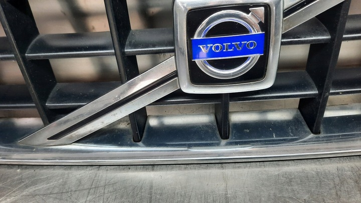 фото №5, Решітка радіатора решітка 8620641 volvo xc90 02-14r пошкоджений