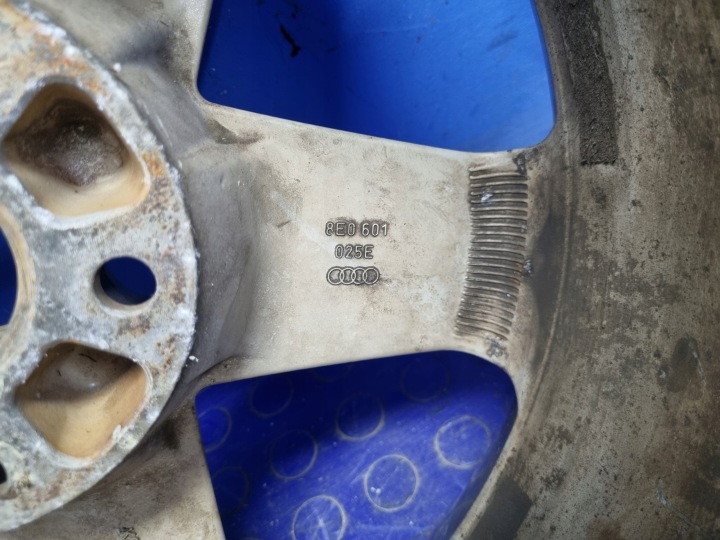 фото №11, Комплект диск audi a4 b6 b7 17" 7.5j et 45 оригинал 8e0601025e