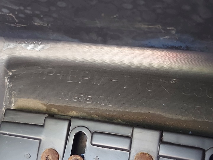 фото №14, Nissan leaf i 11r бампер задний 850223n01h 850223nd0h комплектный