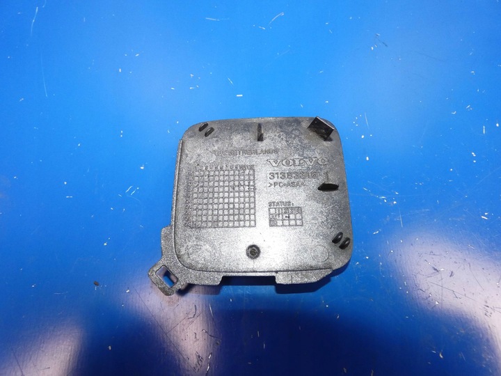 фото №2, Volvo v90 ii заглушка бампера фаркоп зад задняя