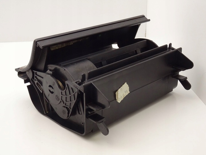 фото №6, Пепельница mercedes e w210 2108100230 nr49