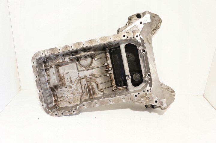 фото №1, Поддон масляная mercedes e w212 3.5 cgi r2720142102