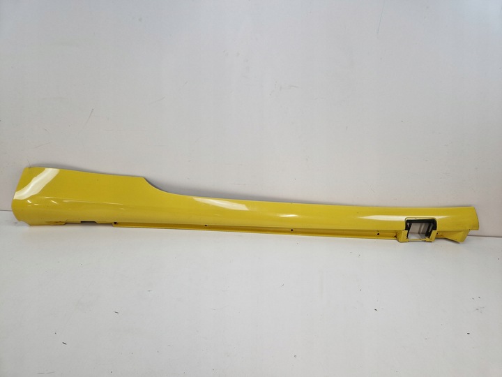 фото №1, Opel astra iv j gtc планка порогова накладка поріг права 13346648r