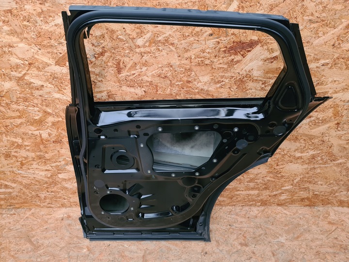 фото №12, Двері праві зад задні jaguar f pace x761