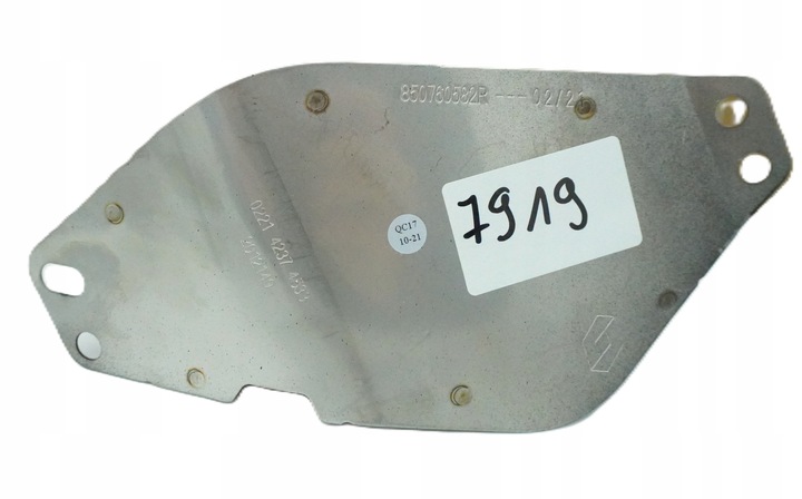 фото №9, Megane iv 4 gt hb 2016 - рамка планка наконечник заглушка вихлоп права золота