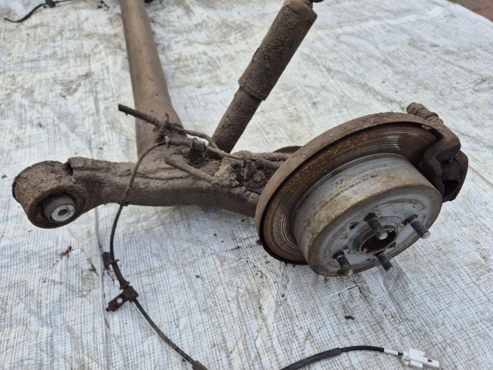 фото №5, Hyundai i20 08-12r балка подвески зад