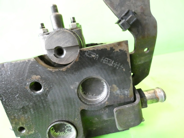 фото №12, Головка + вал распределительный вал 6g9q6090a1a ford transit connect mk1 1.8 tdci r3pa