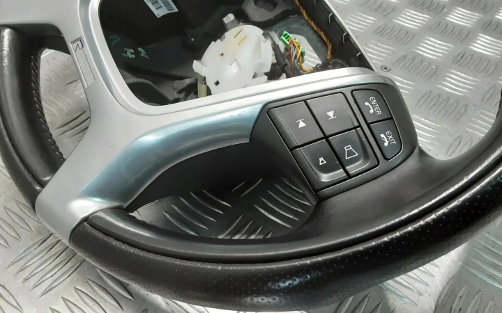 фото №9, Кермо volvo xc60 31290167 2.4l дизель 133kw 2010