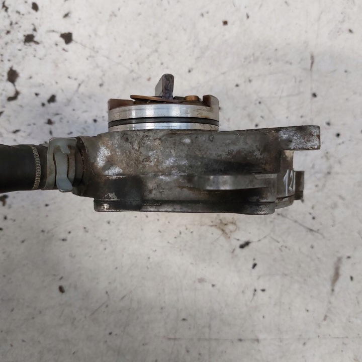 фото №6, Audi a4 b6 2,0fsi насос вакуум luk 06d145100d