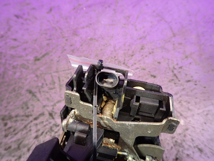 фото №5, Vw golf iv hb 5d 97-06 замок зад праві 2 pin