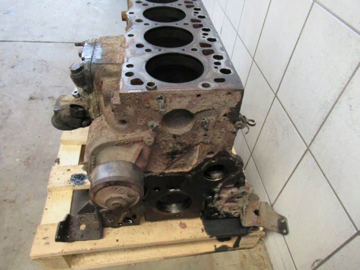фото №6, Блок двигателя daf lf 55.220 euro3 fv vat