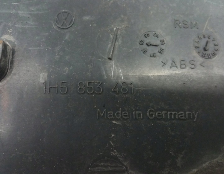фото №7, Накладка крышки багажника vw vento 1.9 td 1h5853481